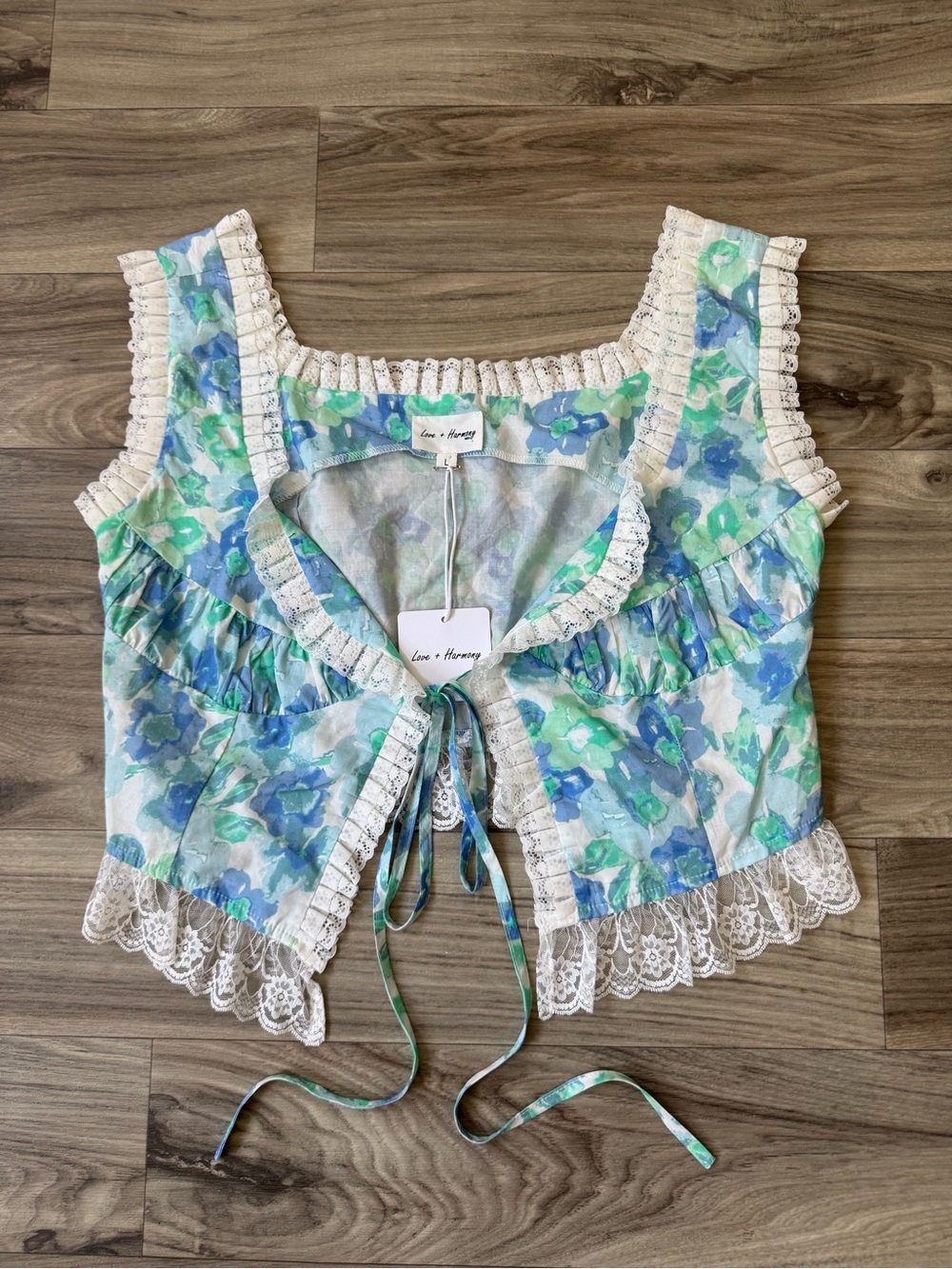 NWT Love + Harmony Floral Lace Trim Tie-Front Cropped Tank Sie Large